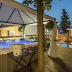 Luxury With A Swimming Pool - 13408 * Split